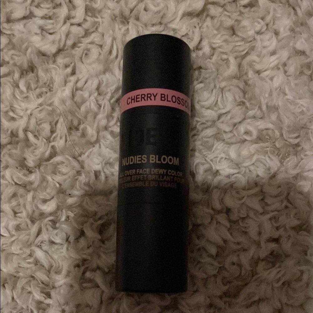 NUDESTIX Pink Blush Makeup